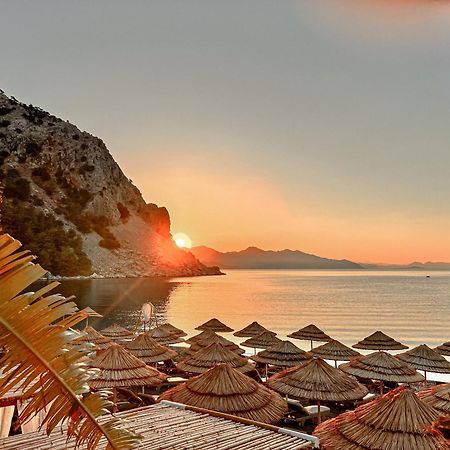 Pilos Suites تورونشْ المظهر الخارجي الصورة
