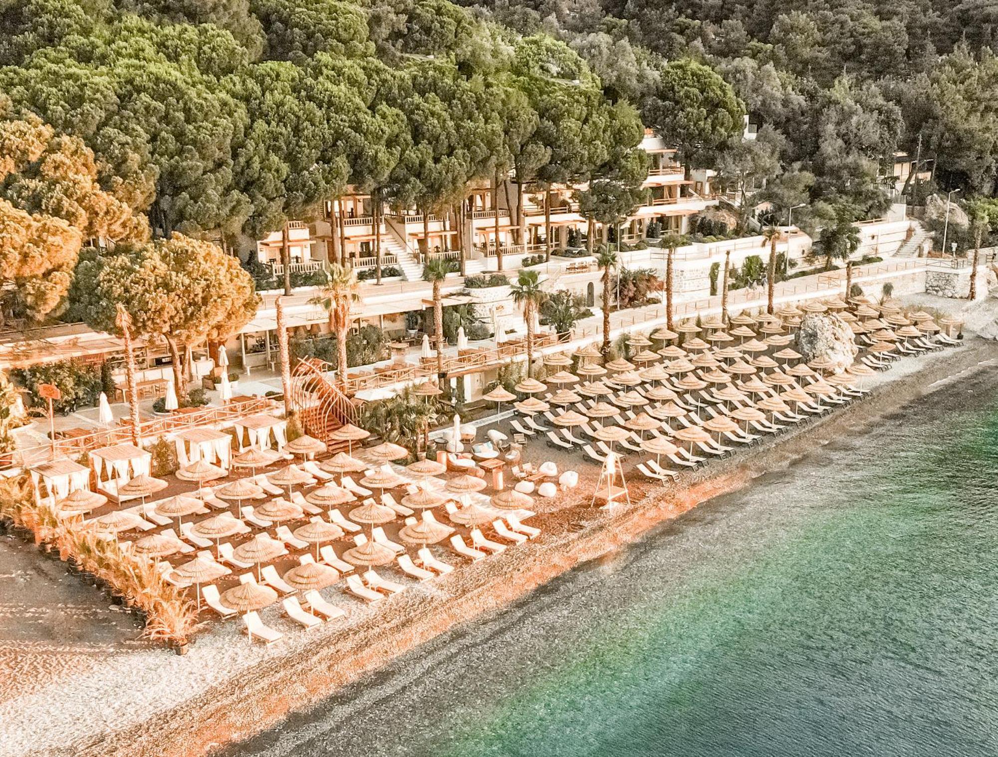 Pilos Suites تورونشْ المظهر الخارجي الصورة