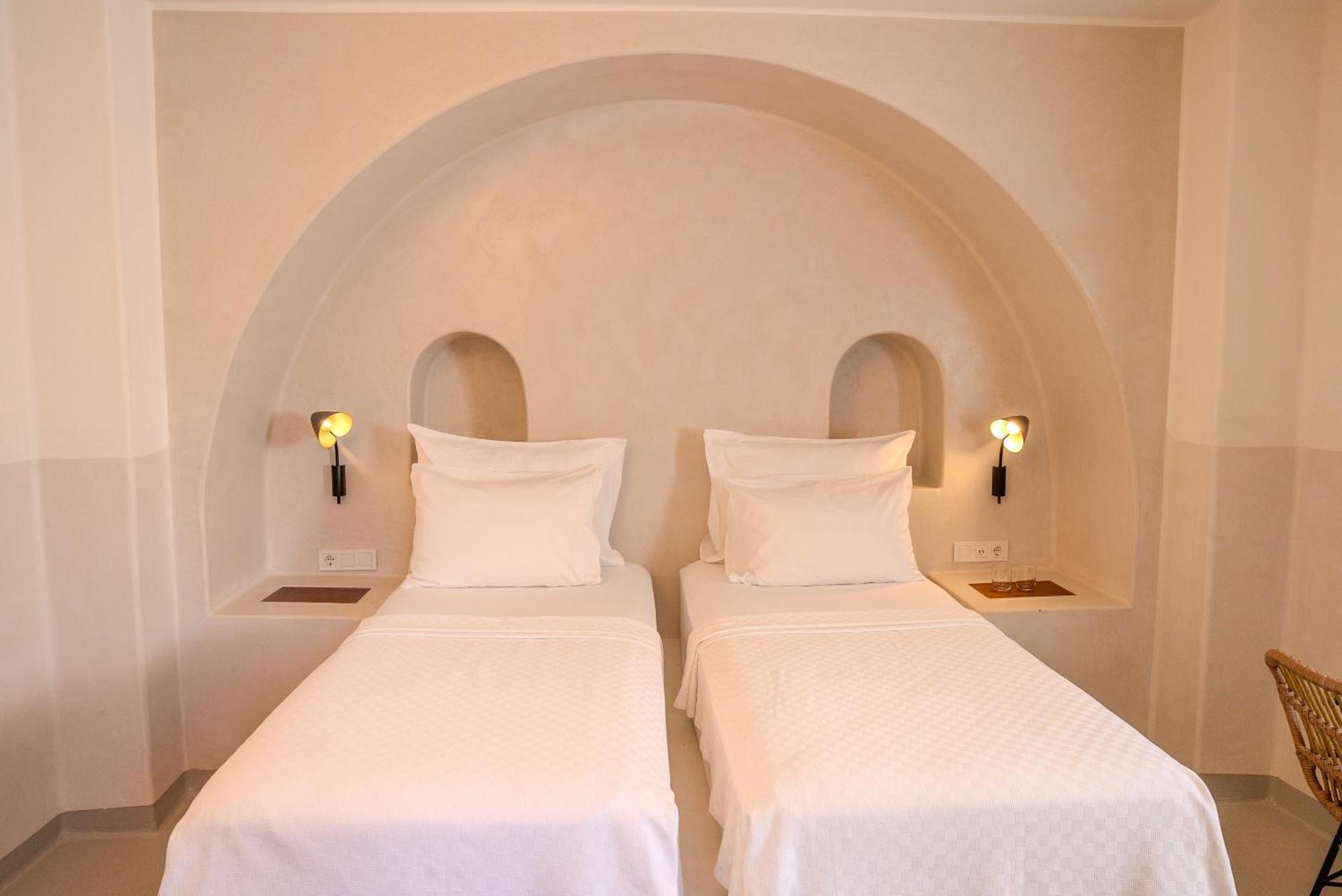 Pilos Suites تورونشْ المظهر الخارجي الصورة